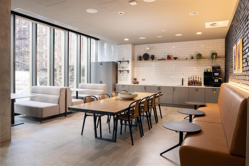 3 bedroom apartment for sale in Circle Square, Nobel Way, Manchester, M1